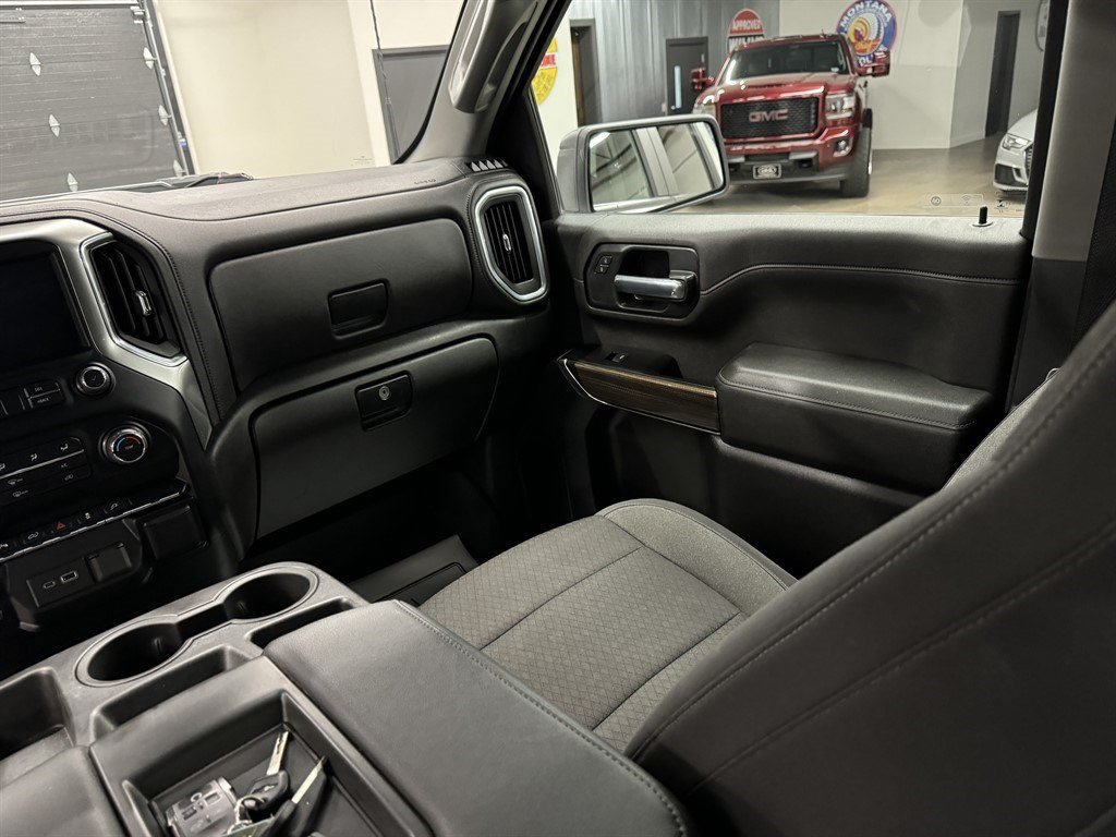 Used 2022 Chevrolet Silverado 2500 LT AWD/4WD image 30