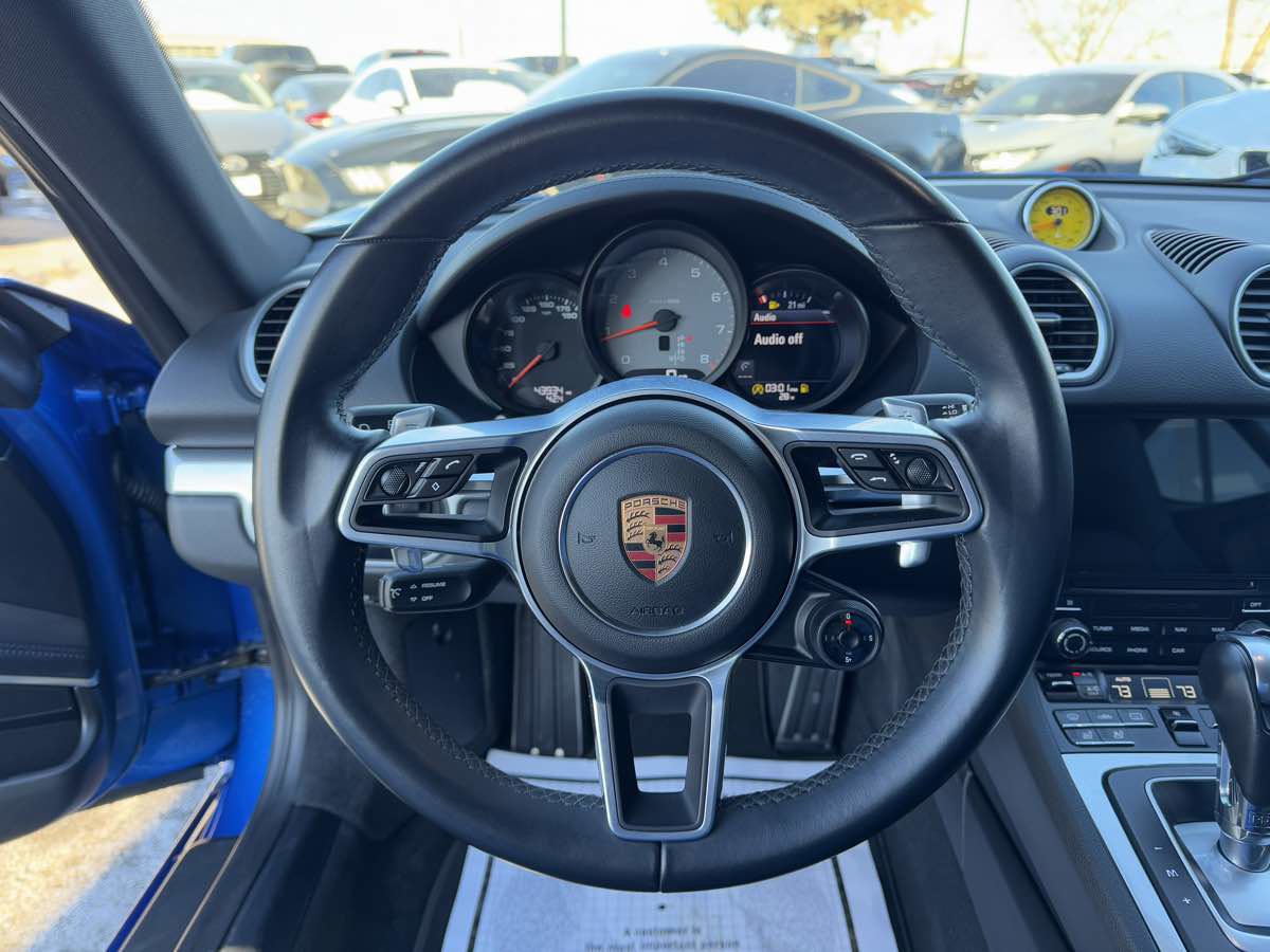 Used 2018 Porsche 718 Cayman S image 12