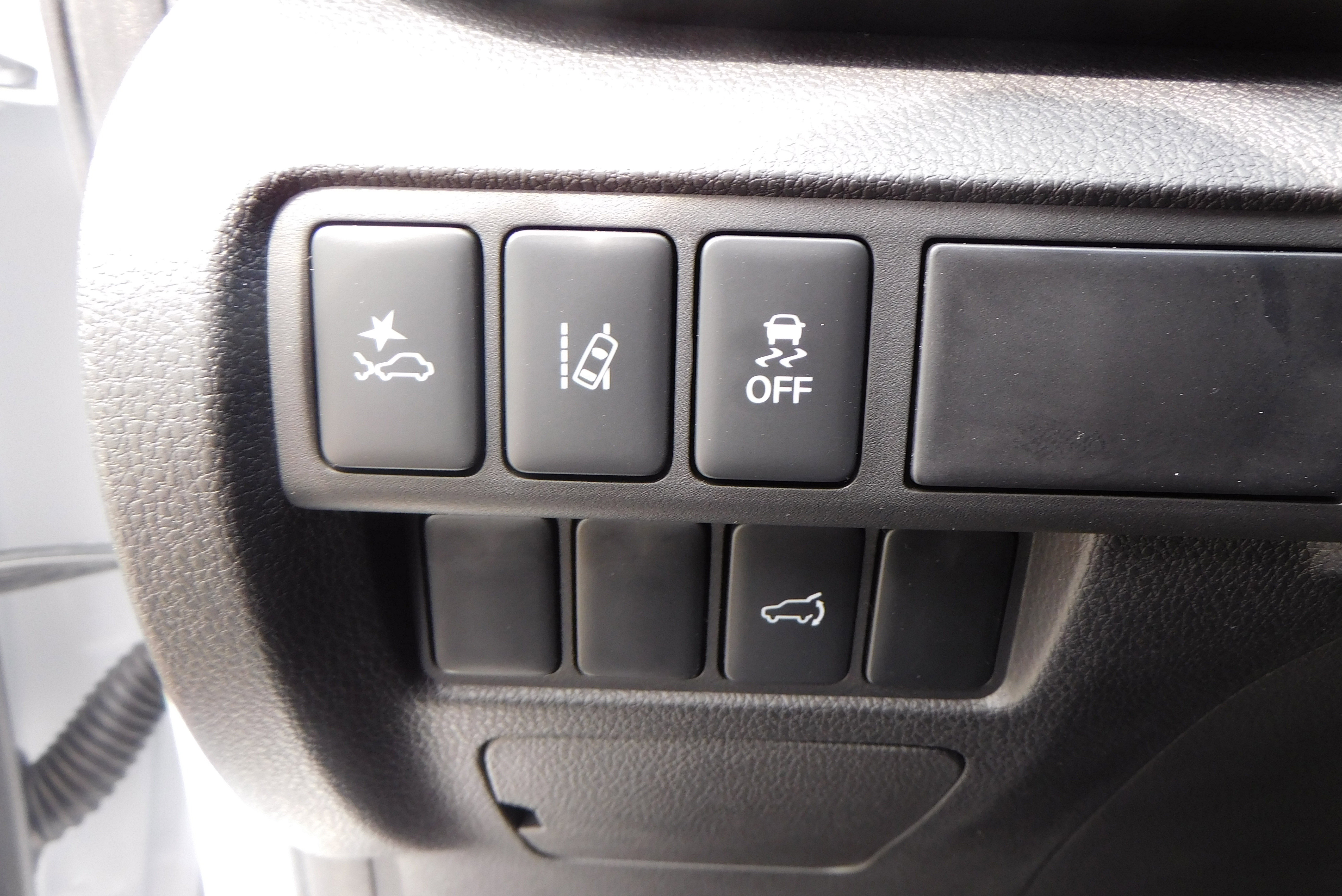New 2025 Mitsubishi Eclipse Cross AWD image 12
