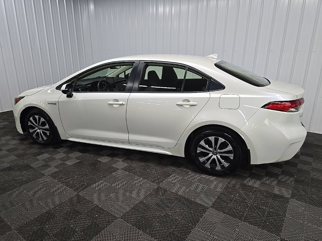 Used 2020 Toyota Corolla LE FWD image 4