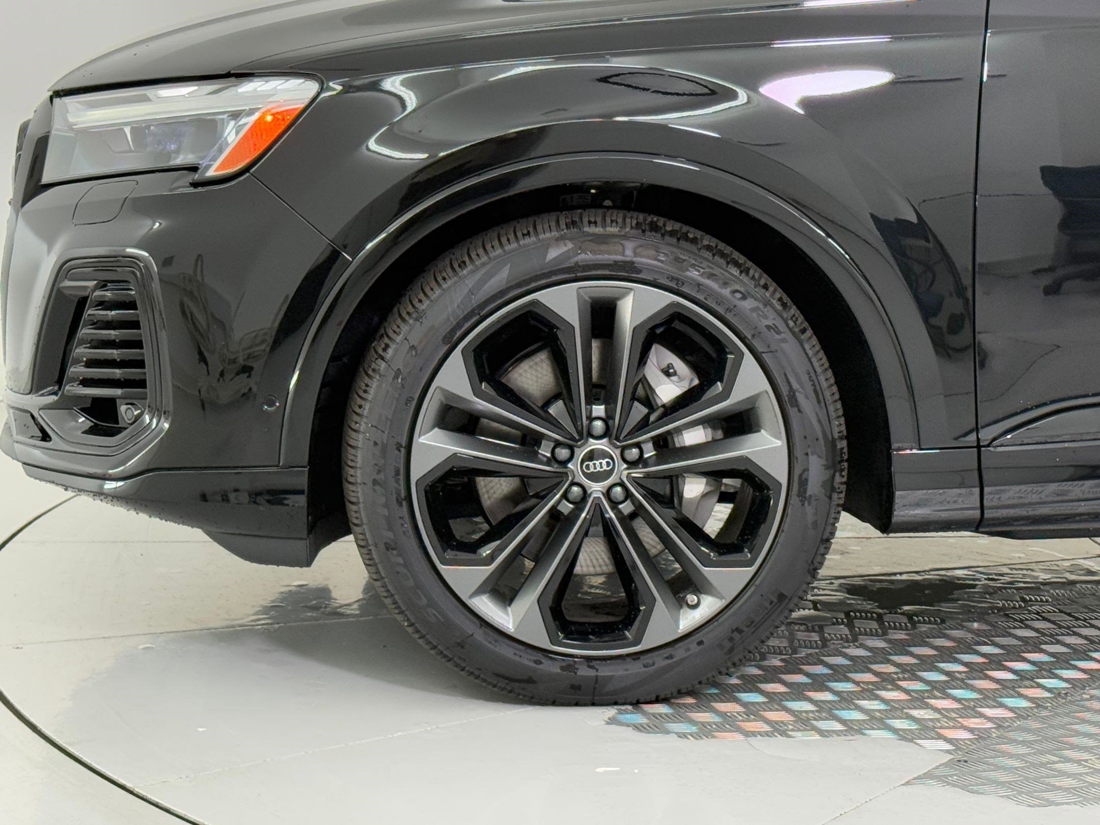 New 2026 Audi Q7 3.0T Premium Plus image 12