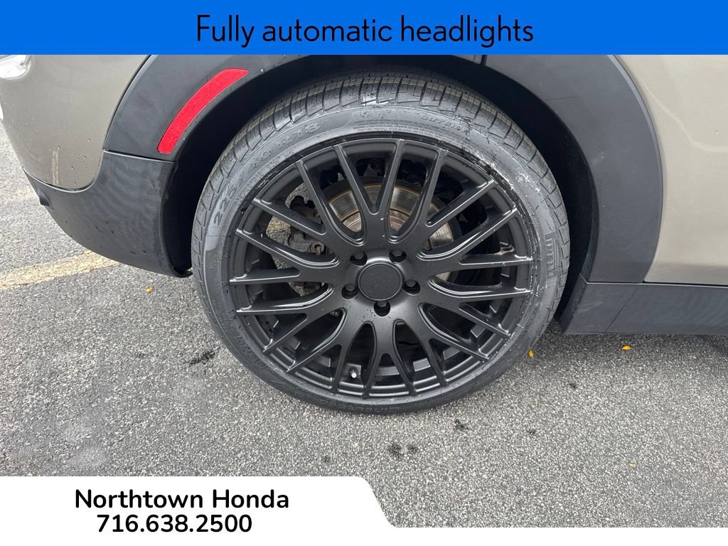 Used 2018 MINI Cooper Clubman ALL4 AWD/4WD image 14