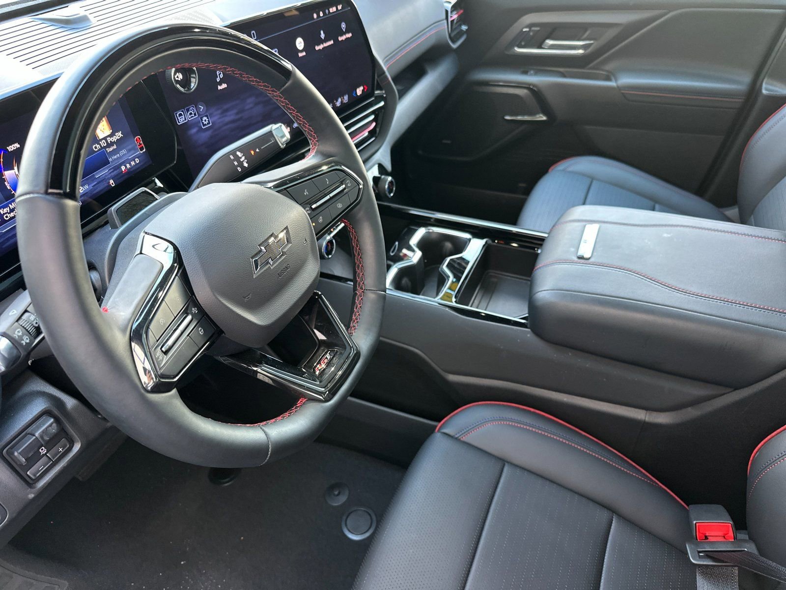 Used 2024 Chevrolet Silverado EV RST image 10