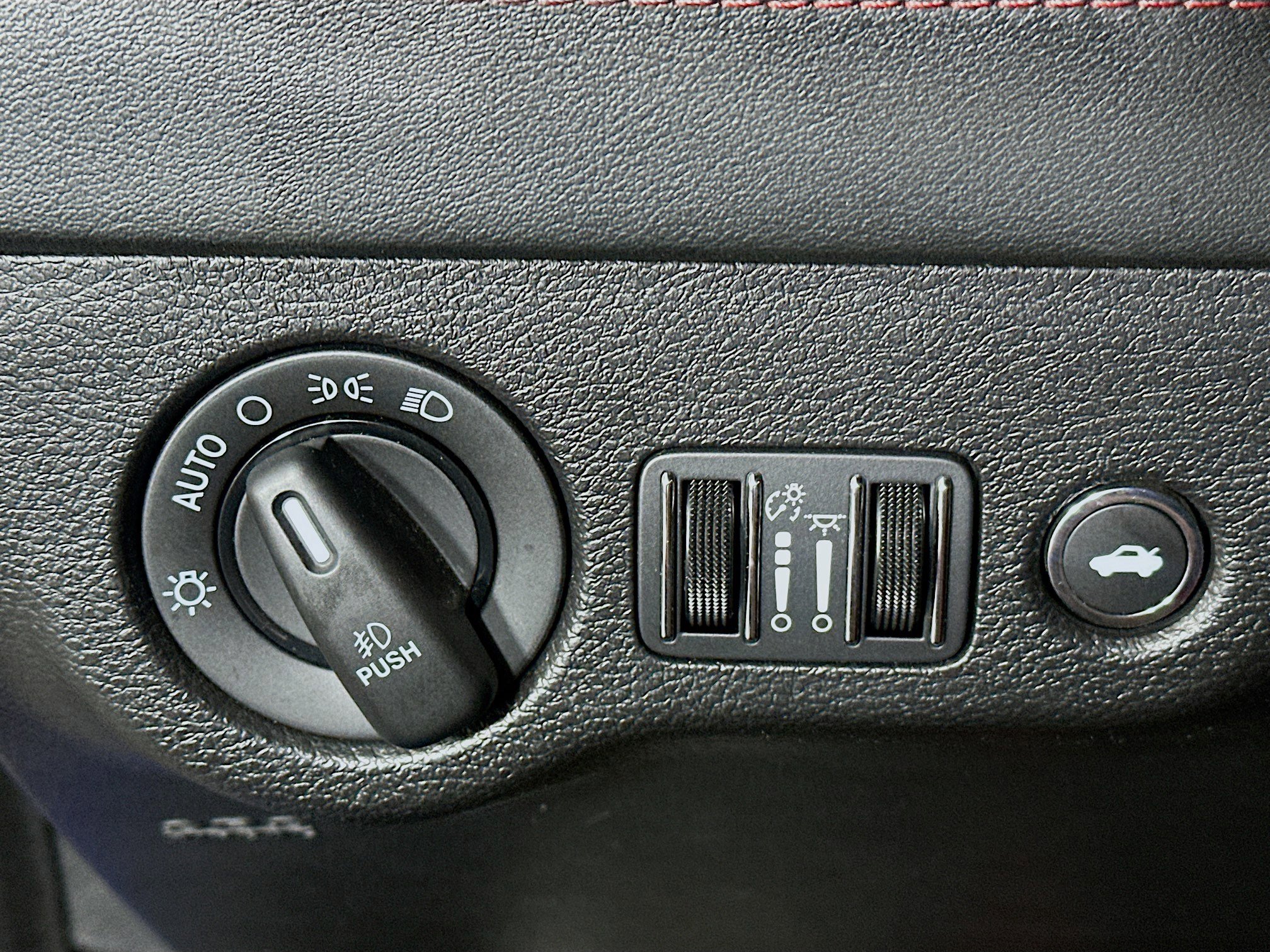 Used 2022 Dodge Charger Scat Pack w/ Plus Group RWD image 17