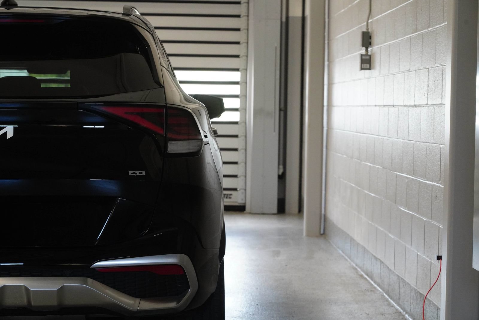 Used 2024 Kia Sportage SX image 10