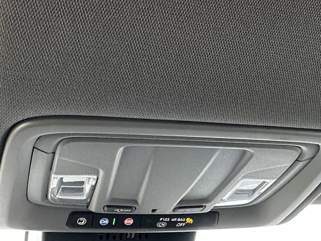 Used 2024 GMC Sierra 1500 Elevation image 19
