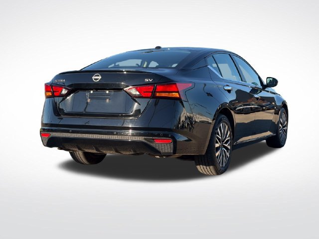 Used 2024 Nissan Altima 2.5 SV FWD image 5