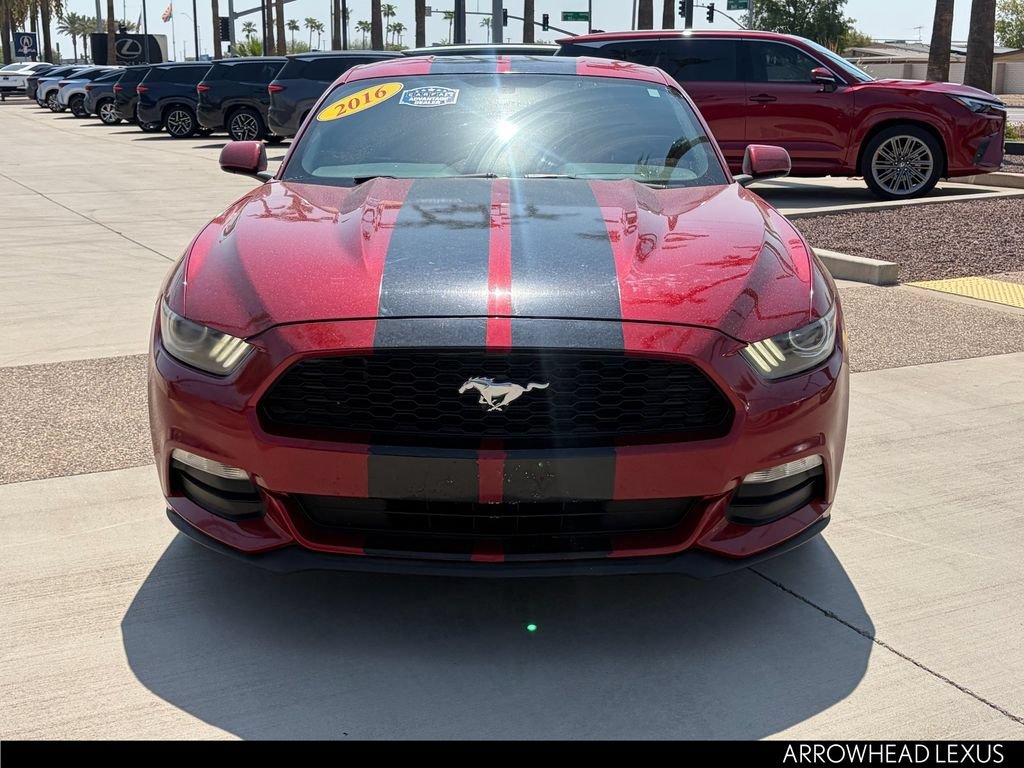 Used 2016 Ford Mustang Coupe RWD image 9