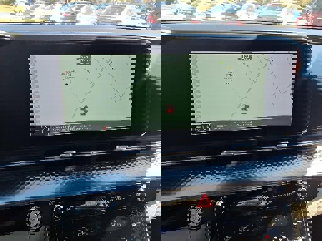 Used 2023 Kia Carnival SX Prestige image 22