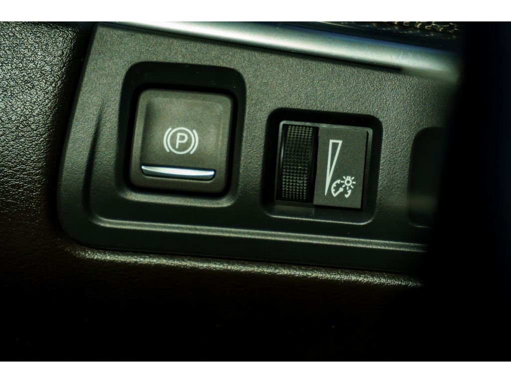 Used 2021 Cadillac XT5 Sportv w/ LPO, Floor Liner Package image 27