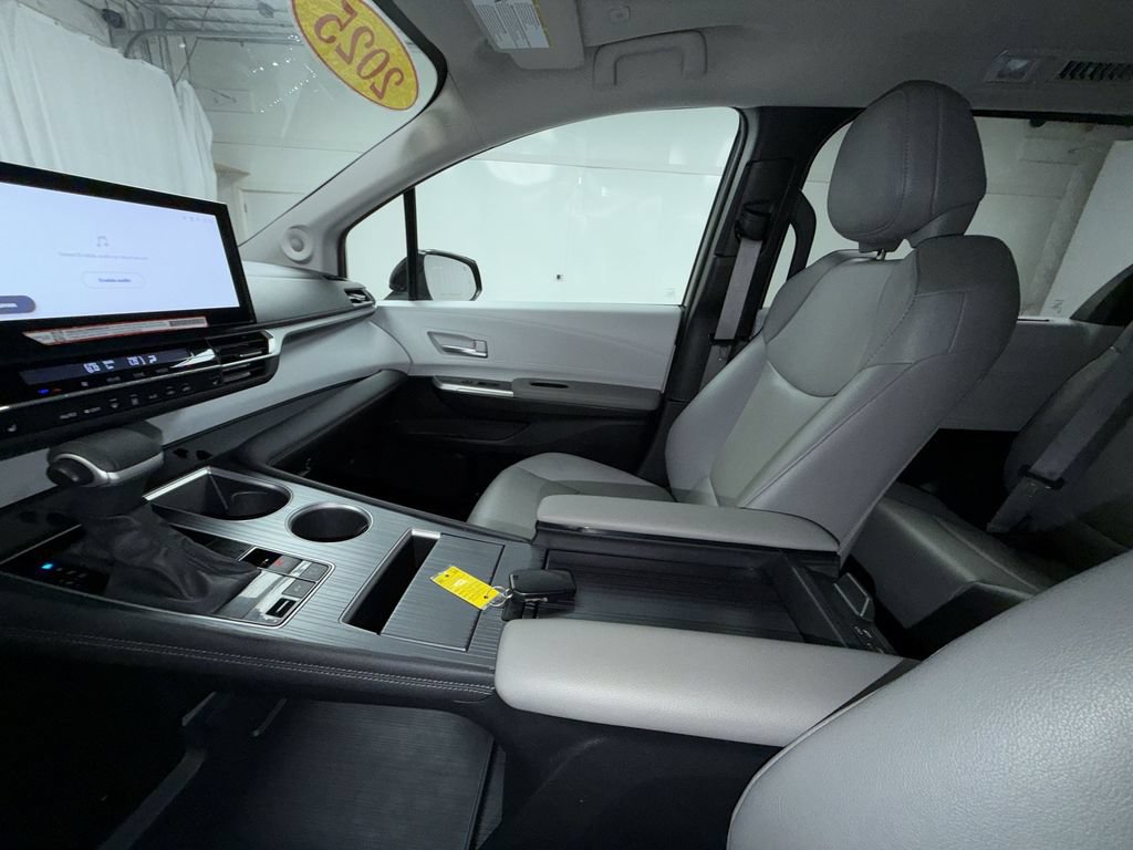 Certified 2025 Toyota Sienna XLE w/ XLE Plus Package AWD/4WD image 23