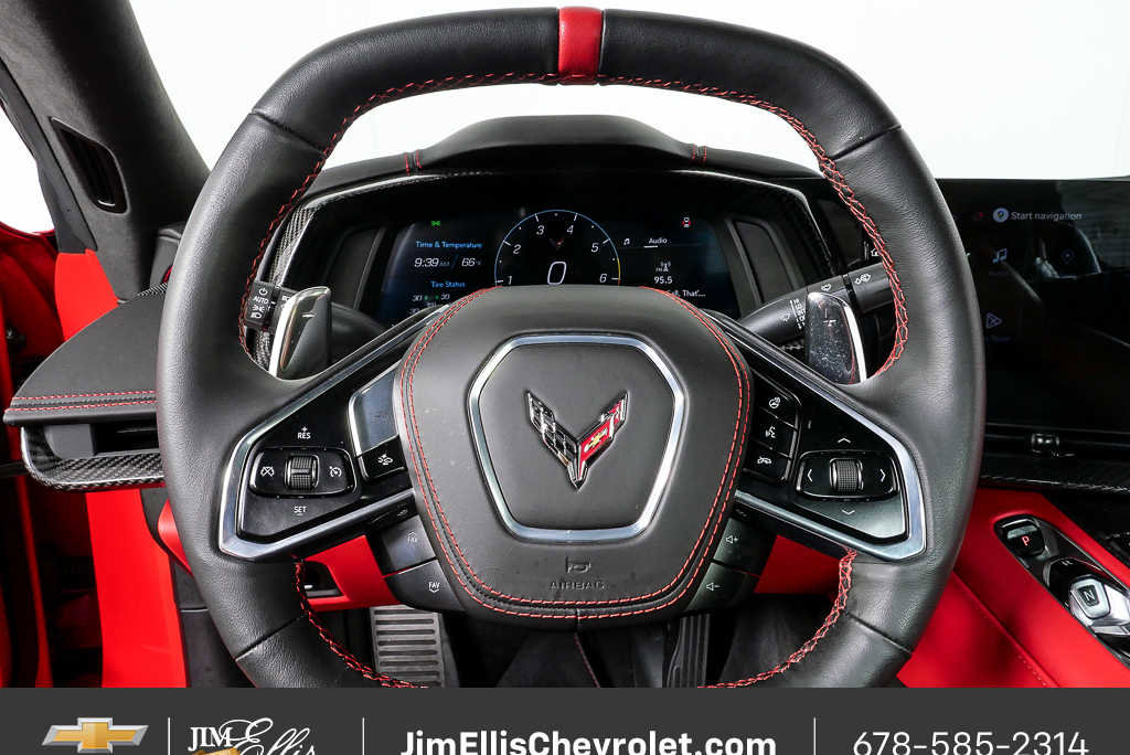 Used 2024 Chevrolet Corvette Stingray Premium Conv w/ Z51 Performance Package RWD image 18