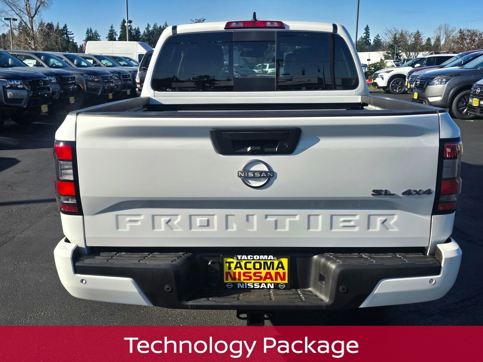 Certified 2024 Nissan Frontier SL w/ Technology Package image 4