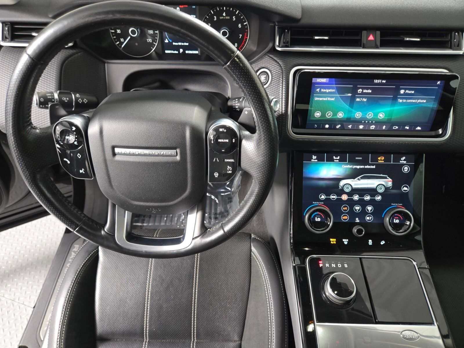 Used 2019 Land Rover Range Rover Velar S AWD/4WD image 13