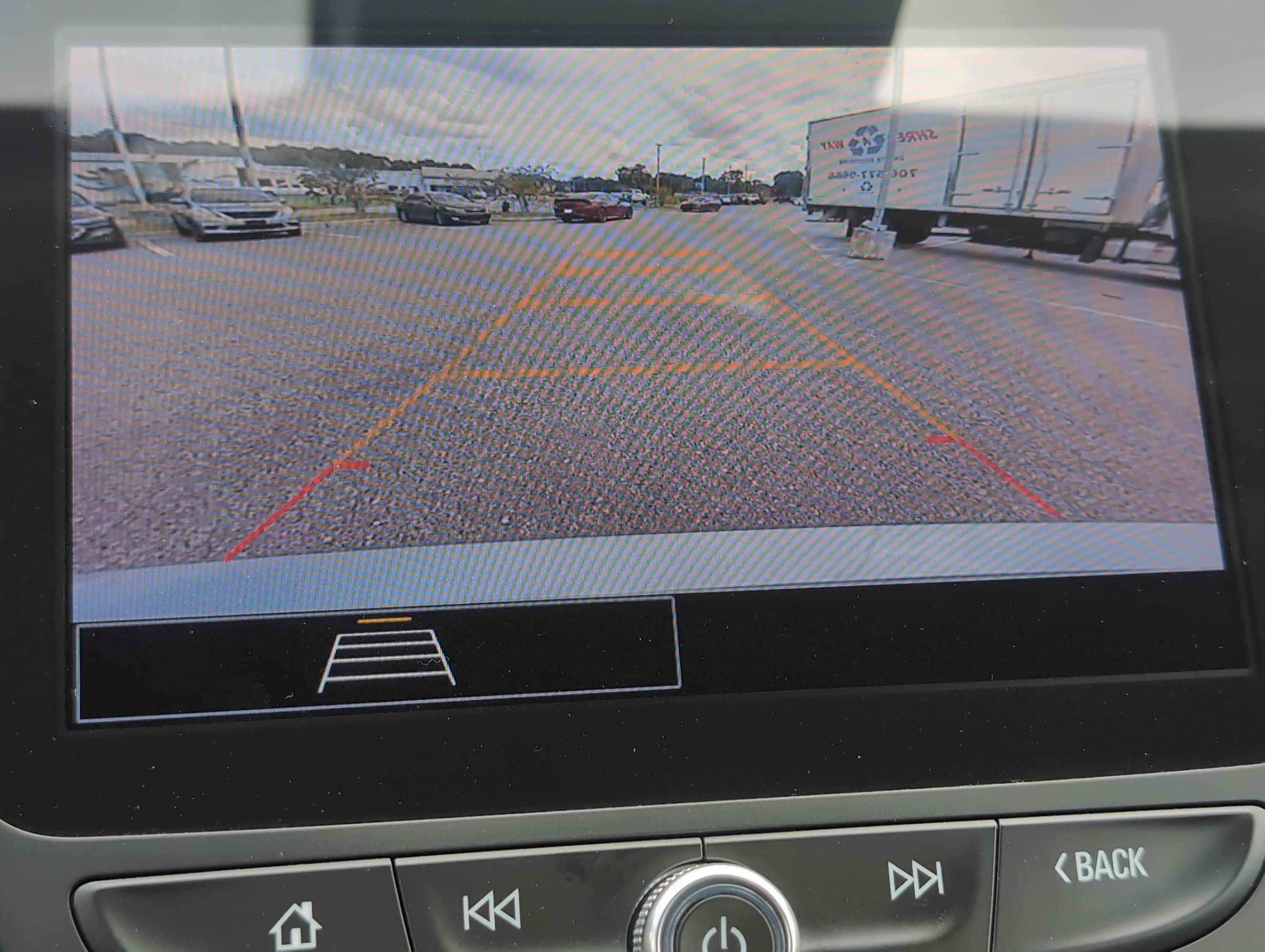 Used 2025 Chevrolet Malibu LT image 25