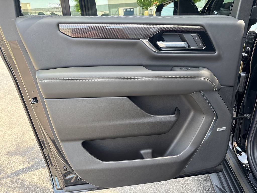 New 2026 GMC Yukon XL Elevation w/ Elevation Premium Package AWD/4WD image 36