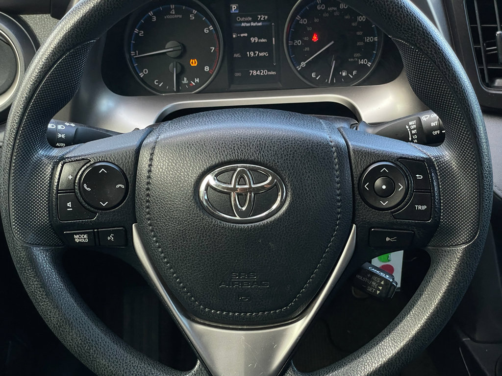 Used 2017 Toyota RAV4 LE image 32