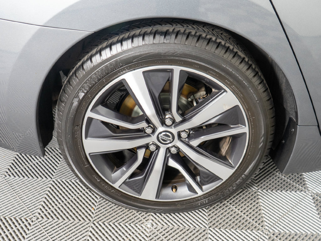 Used 2020 Nissan Maxima 3.5 SV w/ Floor Mat Group FWD image 29