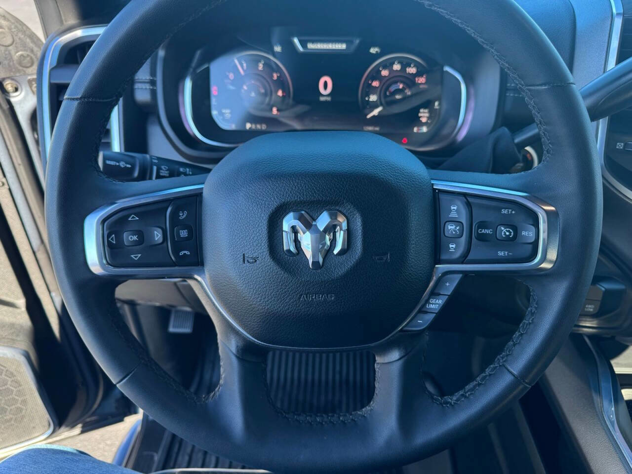 Used 2025 RAM 2500 Laramie image 18