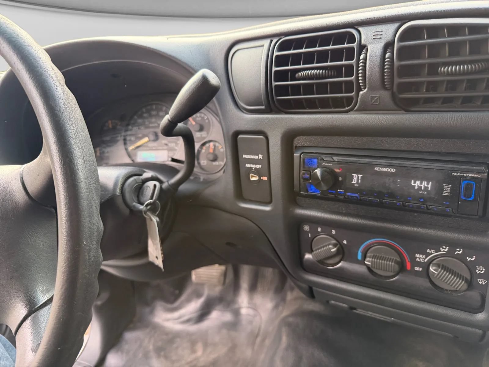 Used 1999 GMC Sonoma SL w/ HD Suspension Pkg RWD image 12