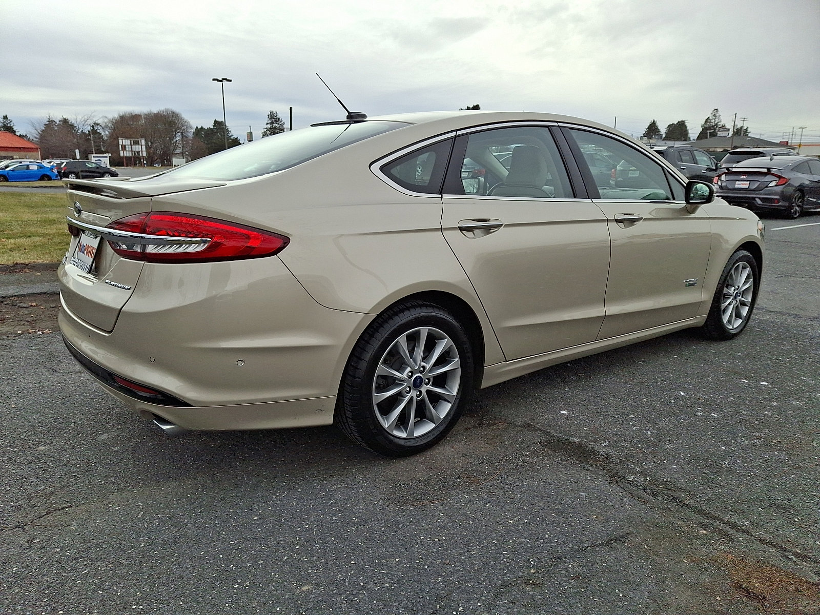 Used 2018 Ford Fusion Energi Platinum image 6
