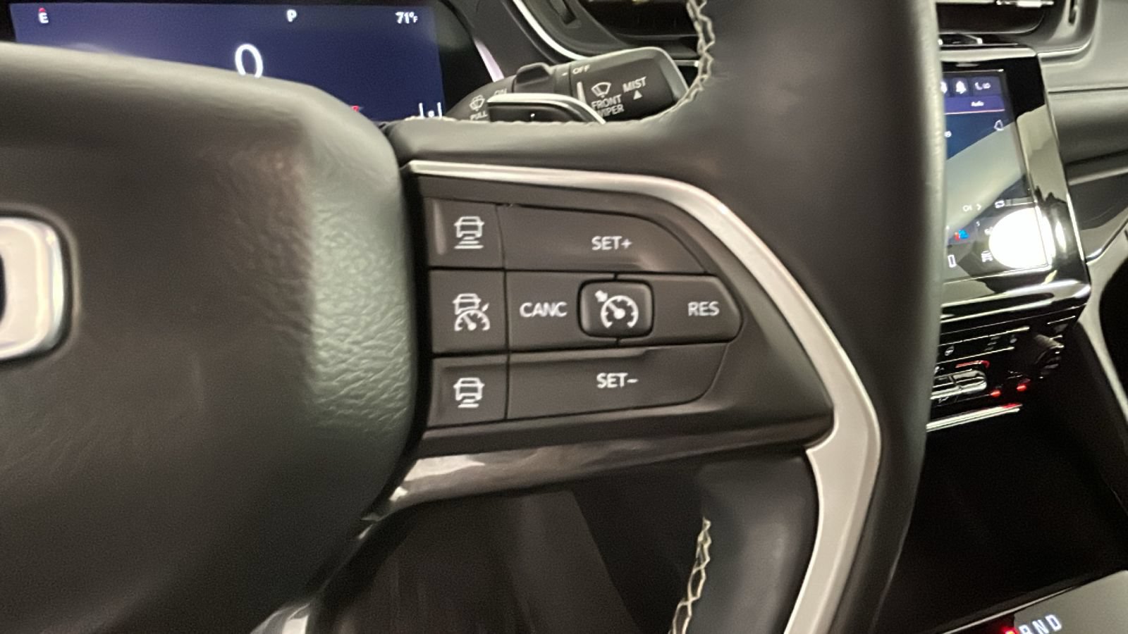 Used 2021 Jeep Grand Cherokee L Laredo AWD/4WD image 20