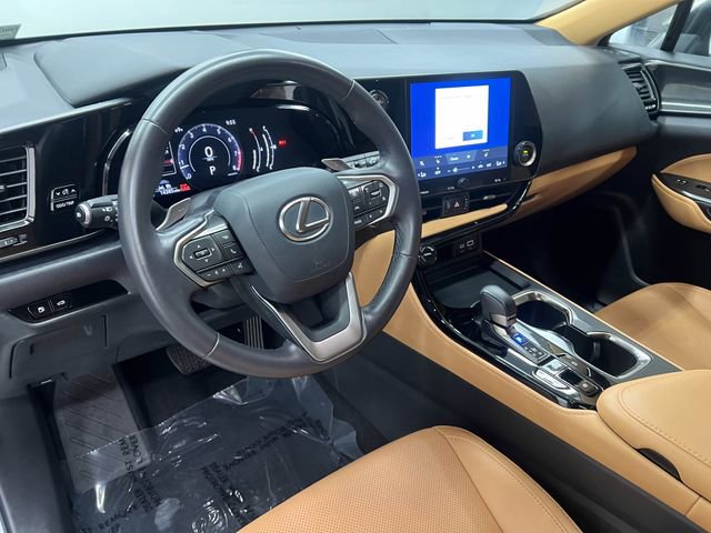 Used 2025 Lexus NX 250 FWD image 16
