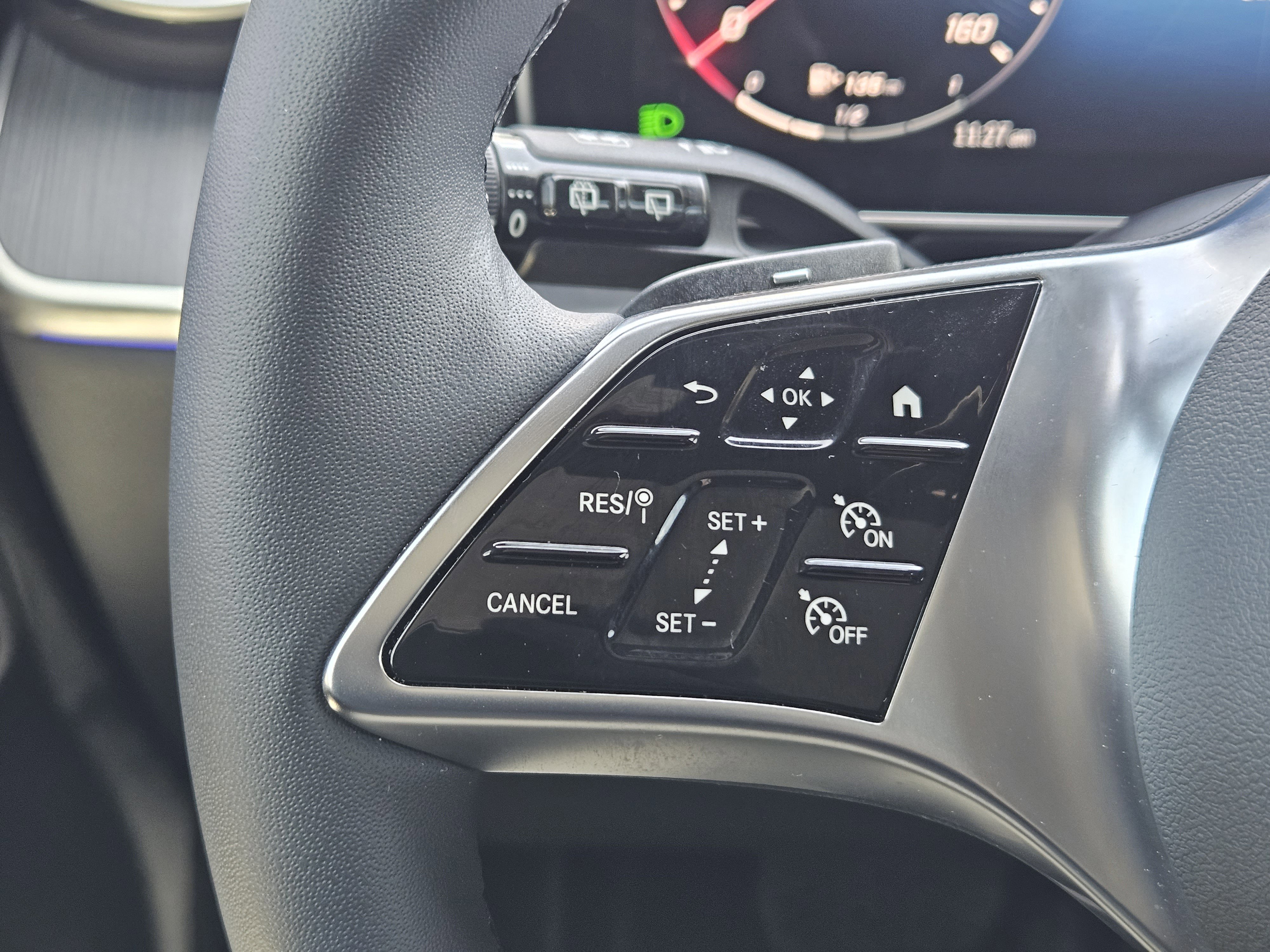 Certified 2026 Mercedes-Benz GLC 300 image 18