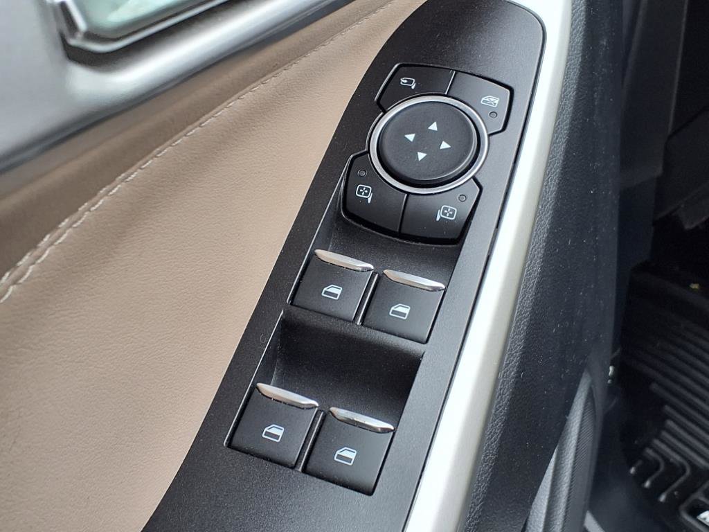 Used 2021 Ford Explorer Limited w/ Hybrid Equipment Group 310A image 15