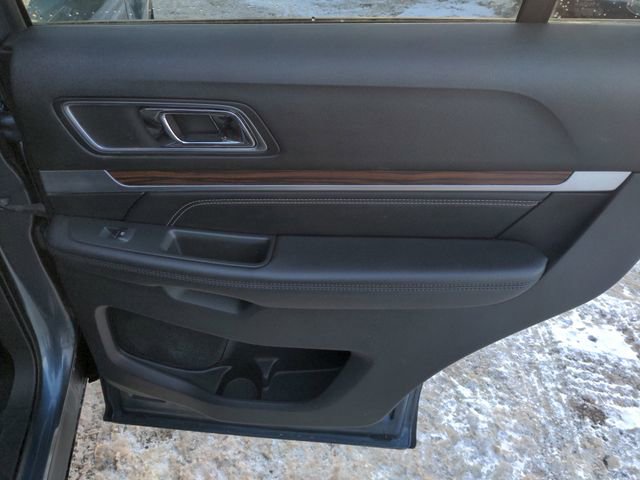 Certified 2019 Ford Explorer Limited AWD/4WD image 18