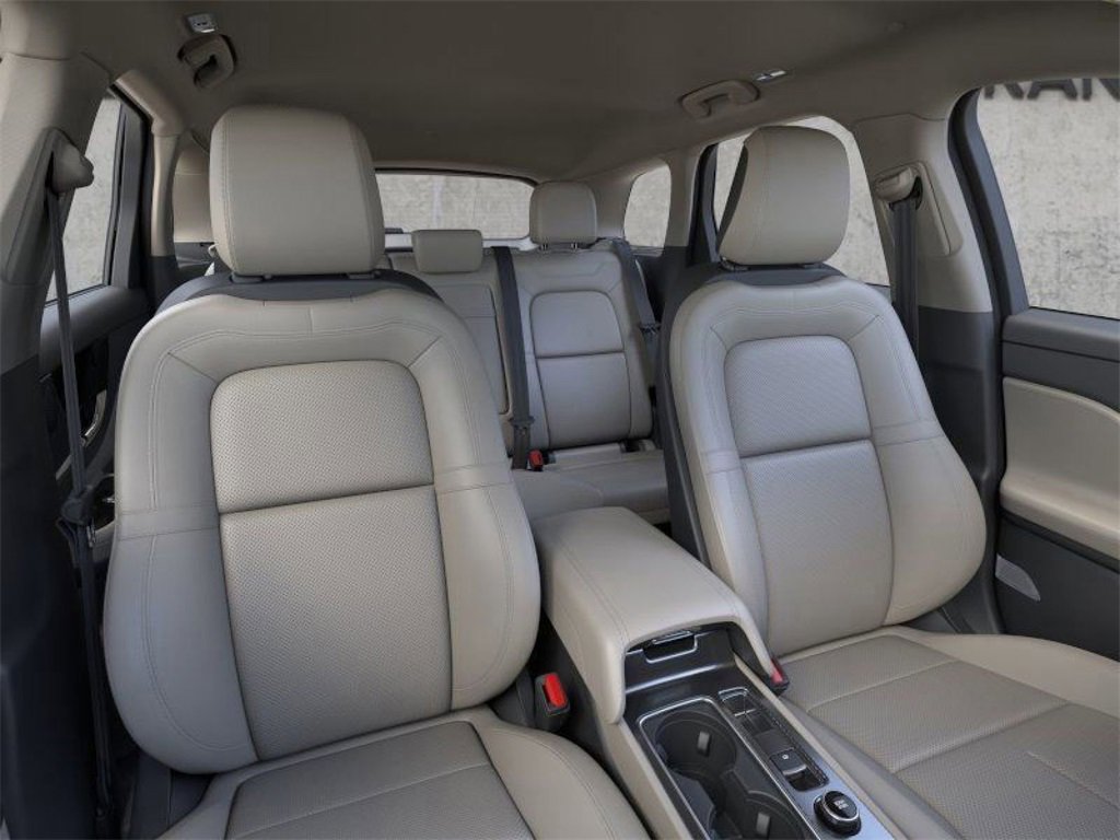 New 2026 Lincoln Corsair Premiere image 10