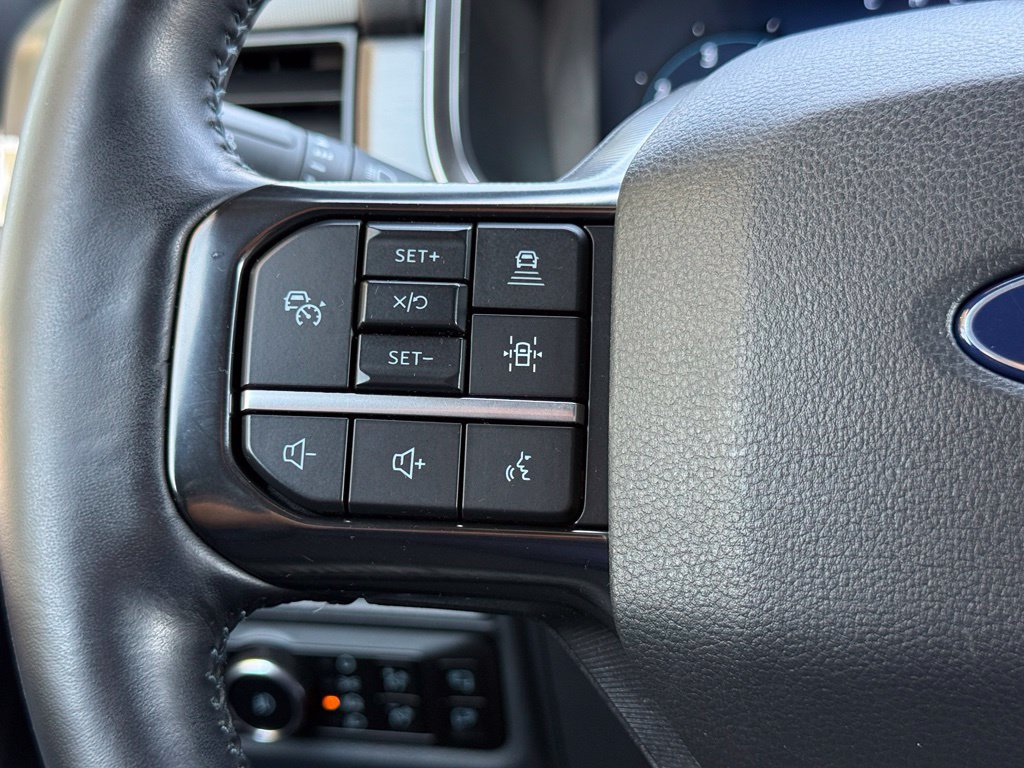 Used 2025 Ford F150 Platinum w/ FX4 Off-Road Package AWD/4WD image 17