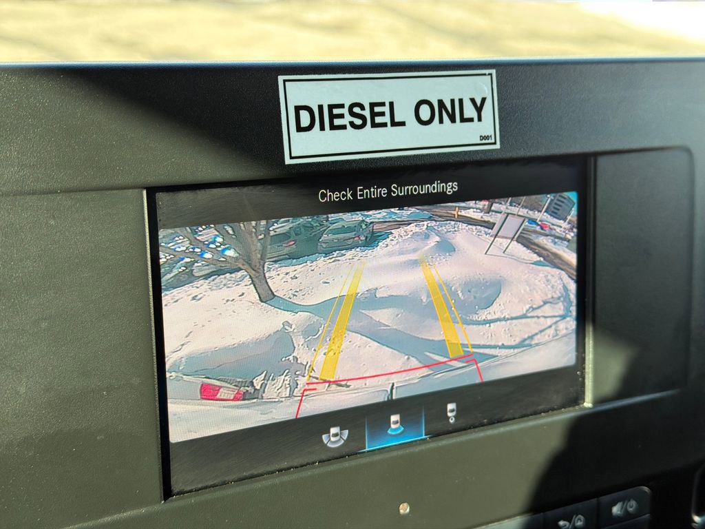 Used 2024 Mercedes-Benz Sprinter 2500 image 27