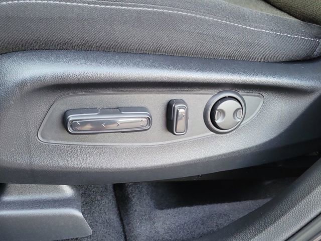Used 2025 Honda CR-V EX image 19