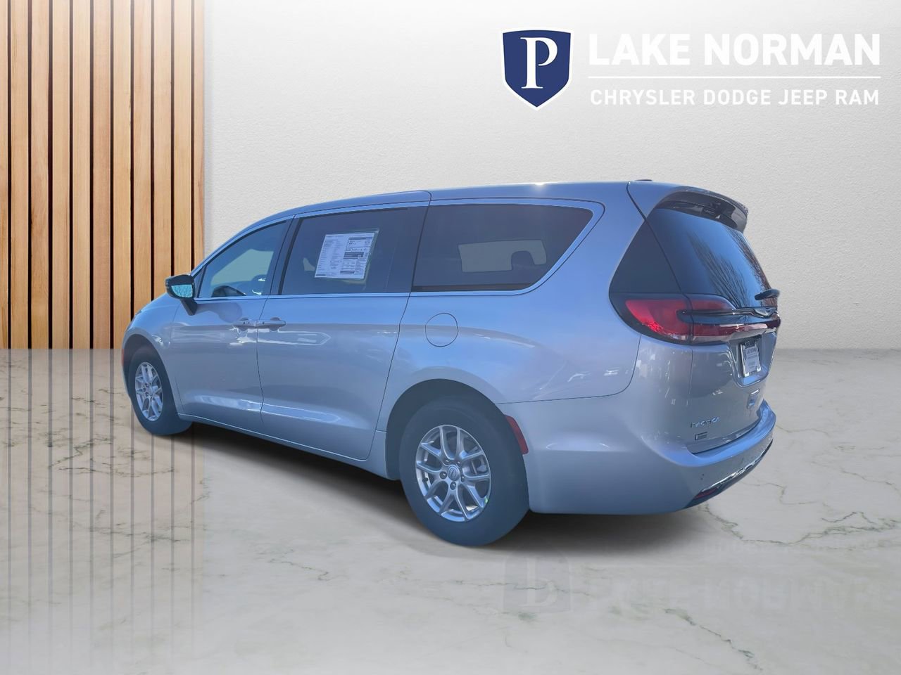 New 2026 Chrysler Pacifica Select FWD image 7