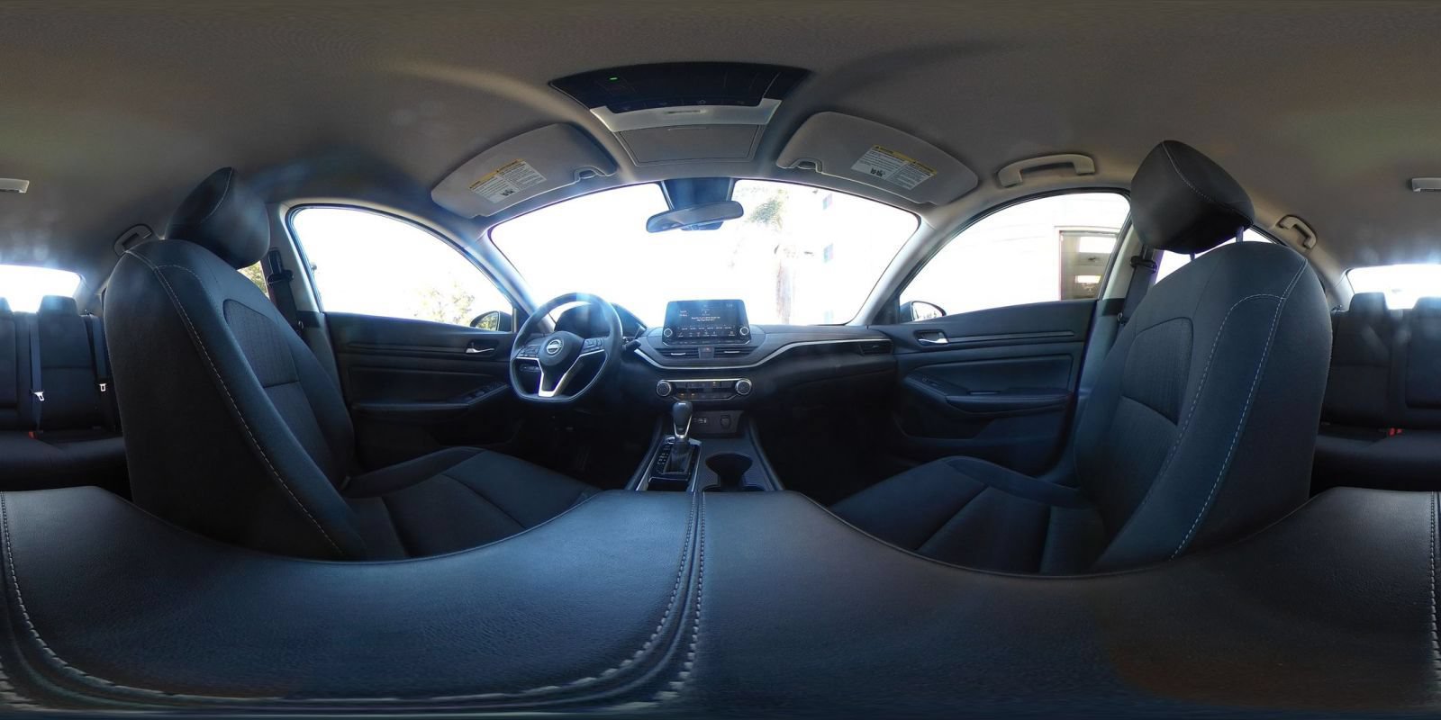 Used 2025 Nissan Altima 2.5 SV FWD image 42