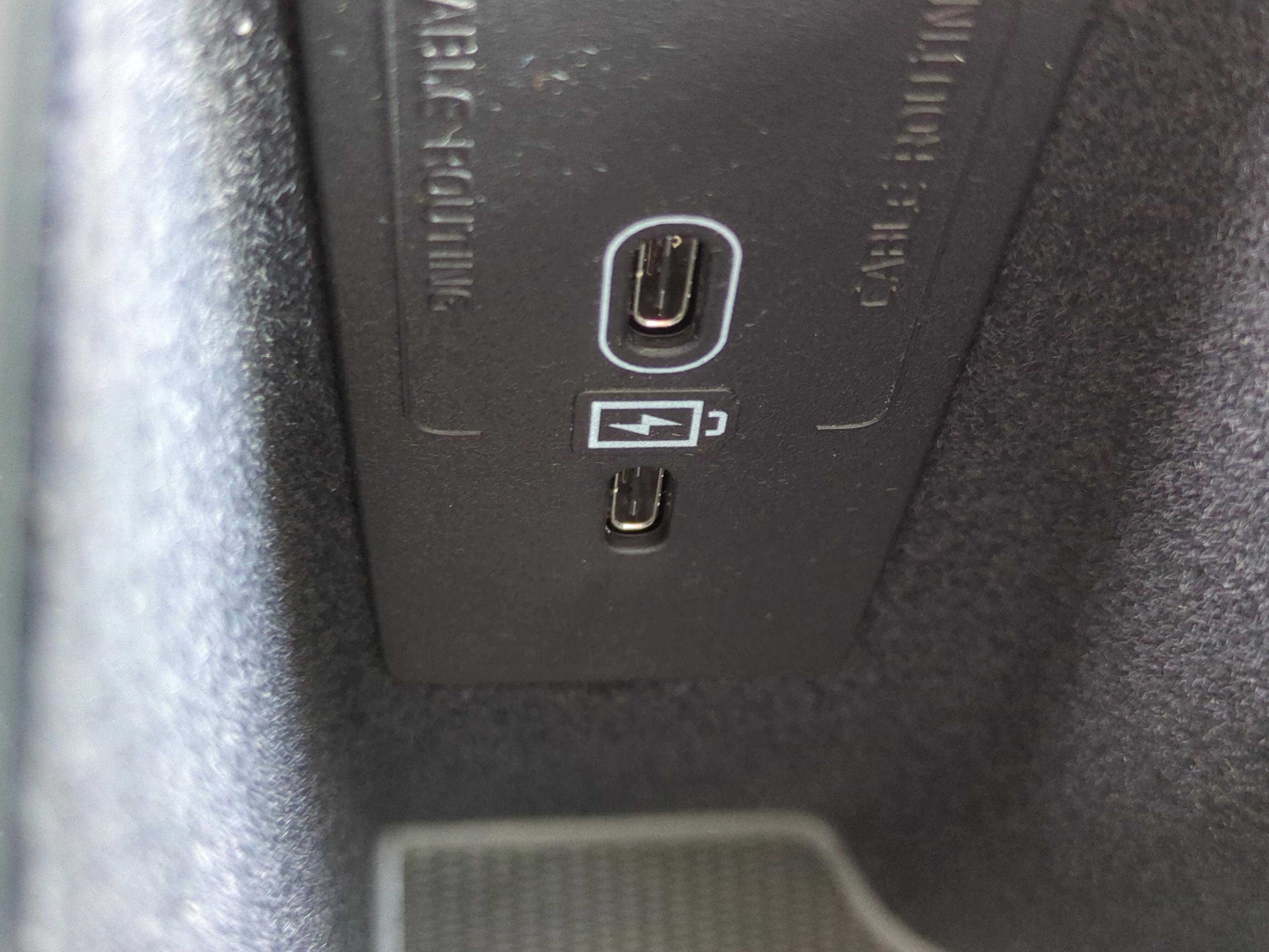 New 2026 Volvo XC60 B5 Ultra w/ Protection Package Premier image 21