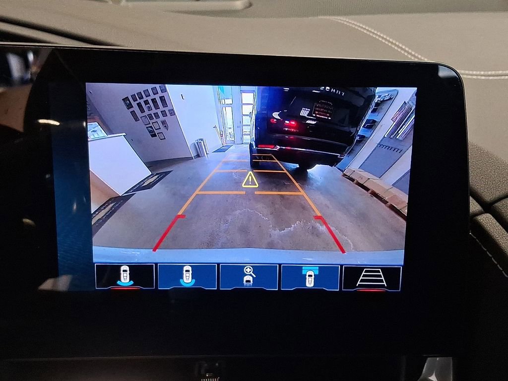 Used 2024 Chevrolet Corvette Stingray Preferred Cpe w/ 2LT image 19