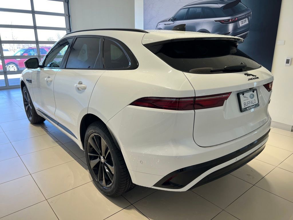 New 2026 Jaguar F-PACE R-Dynamic S image 2