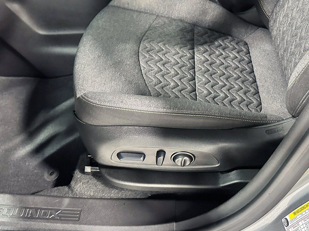 Used 2024 Chevrolet Equinox LT AWD/4WD image 21