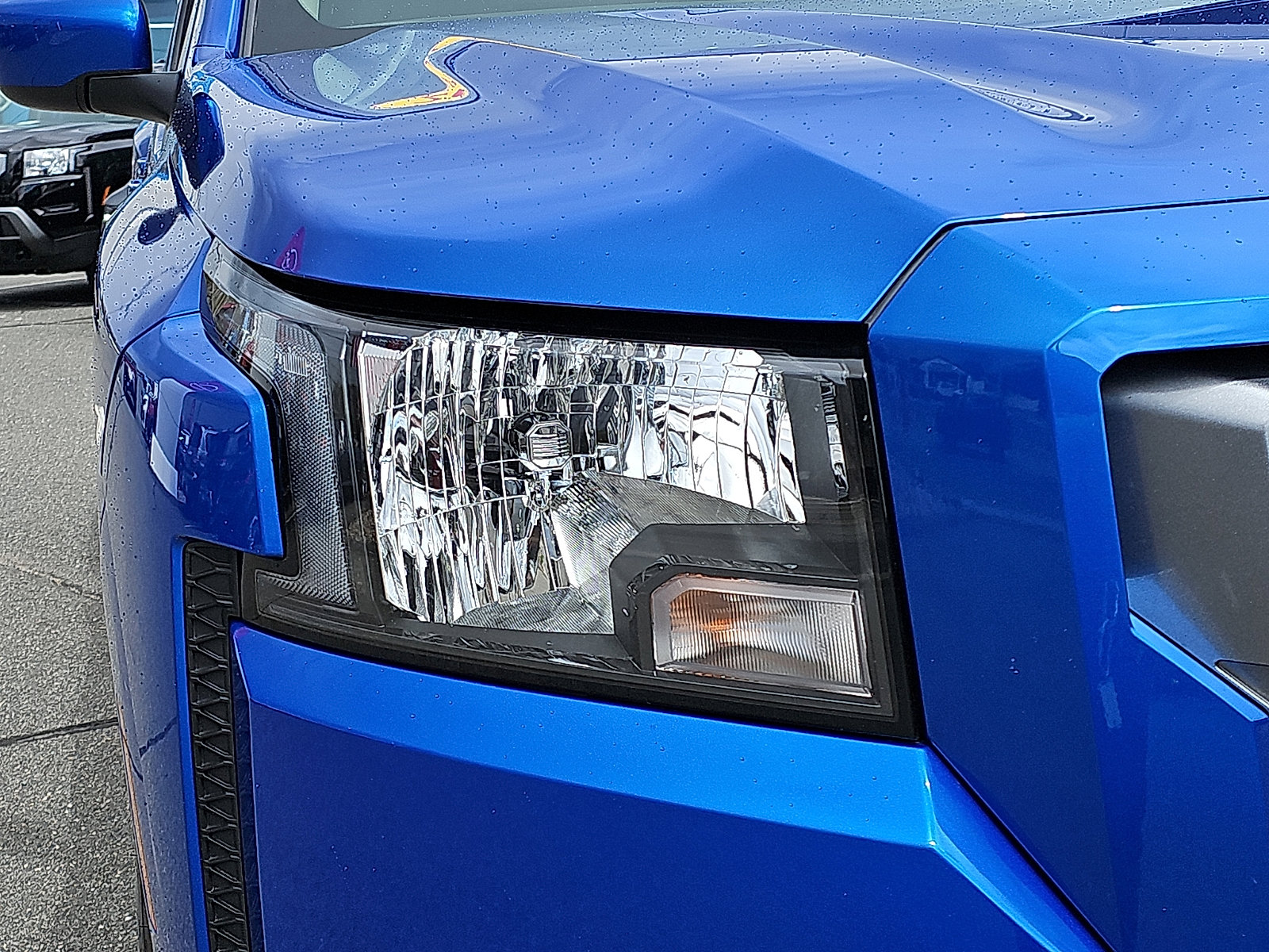 Certified 2024 Nissan Frontier SV w/ Technology Package image 9