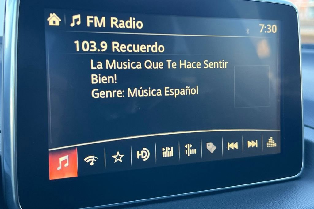 Used 2016 MAZDA MAZDA3 i Sport w/ Preferred Equipment Package image 20