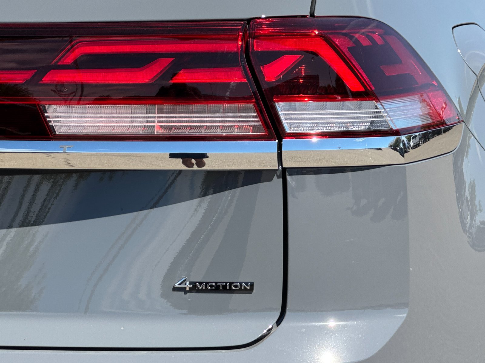 New 2026 Volkswagen Atlas Cross Sport SEL AWD/4WD image 27