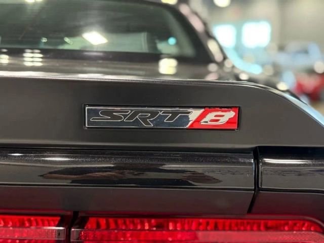 Used 2008 Dodge Challenger SRT8 image 8