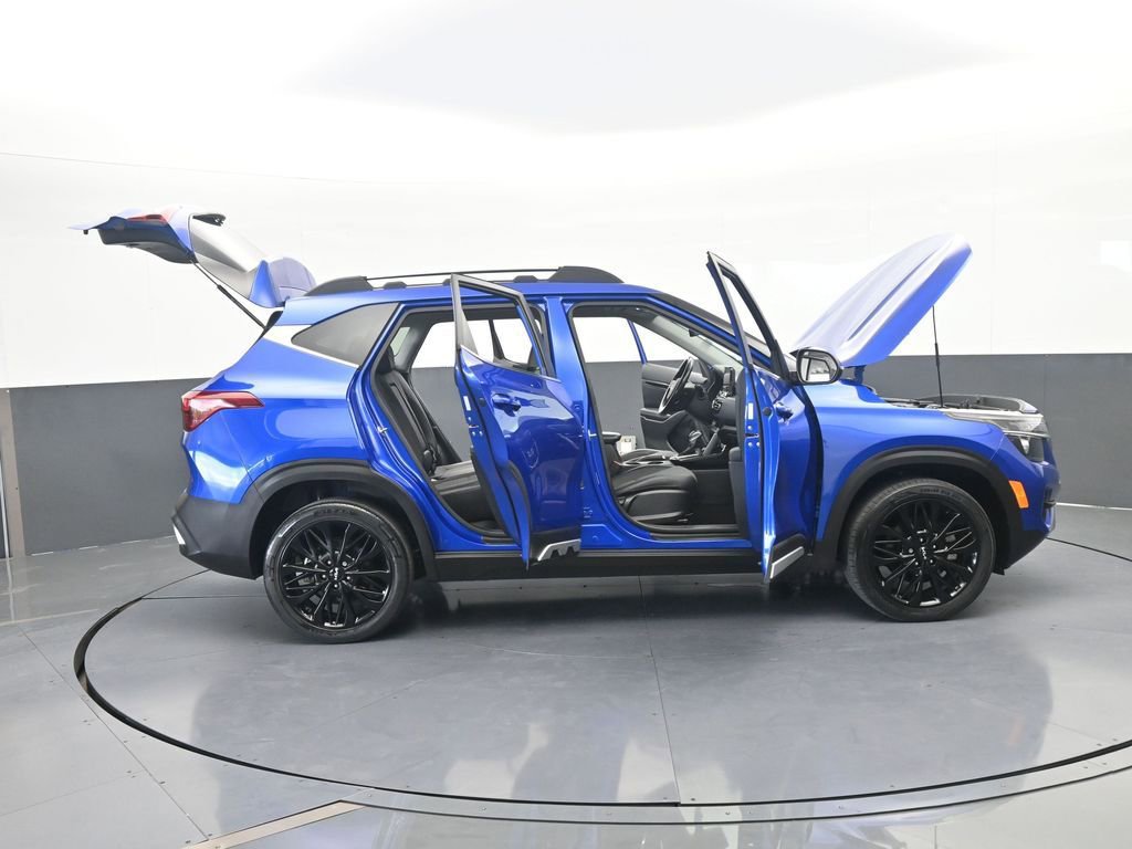 Used 2022 Kia Seltos Nightfall Edition image 71