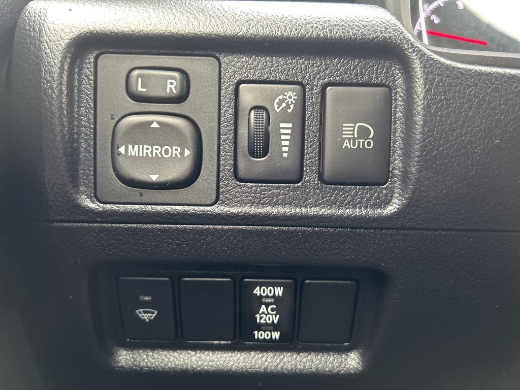 Used 2021 Toyota 4Runner Limited image 16