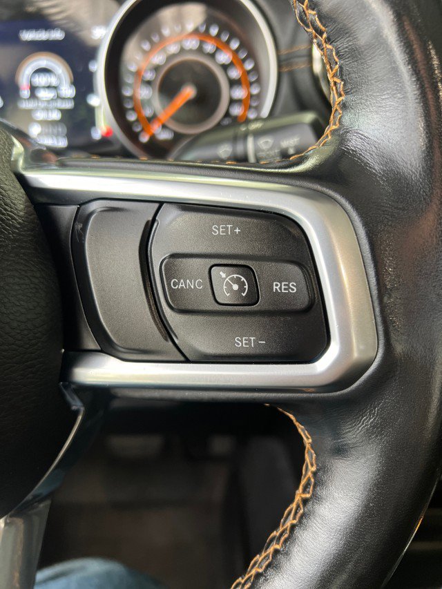 Used 2021 Jeep Gladiator Overland image 25