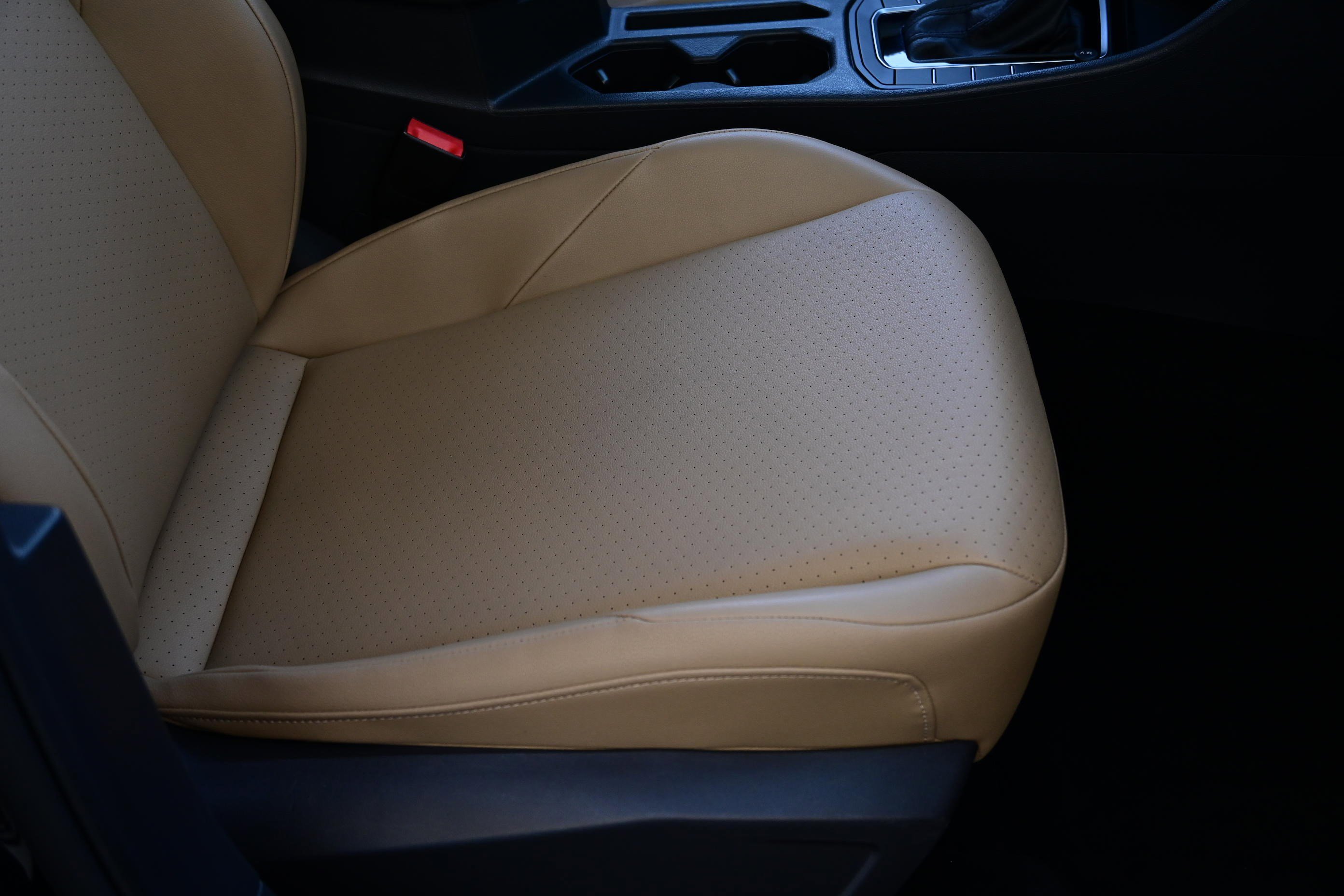 Used 2020 Volkswagen Jetta SE w/ SE Cold Weather Package image 30