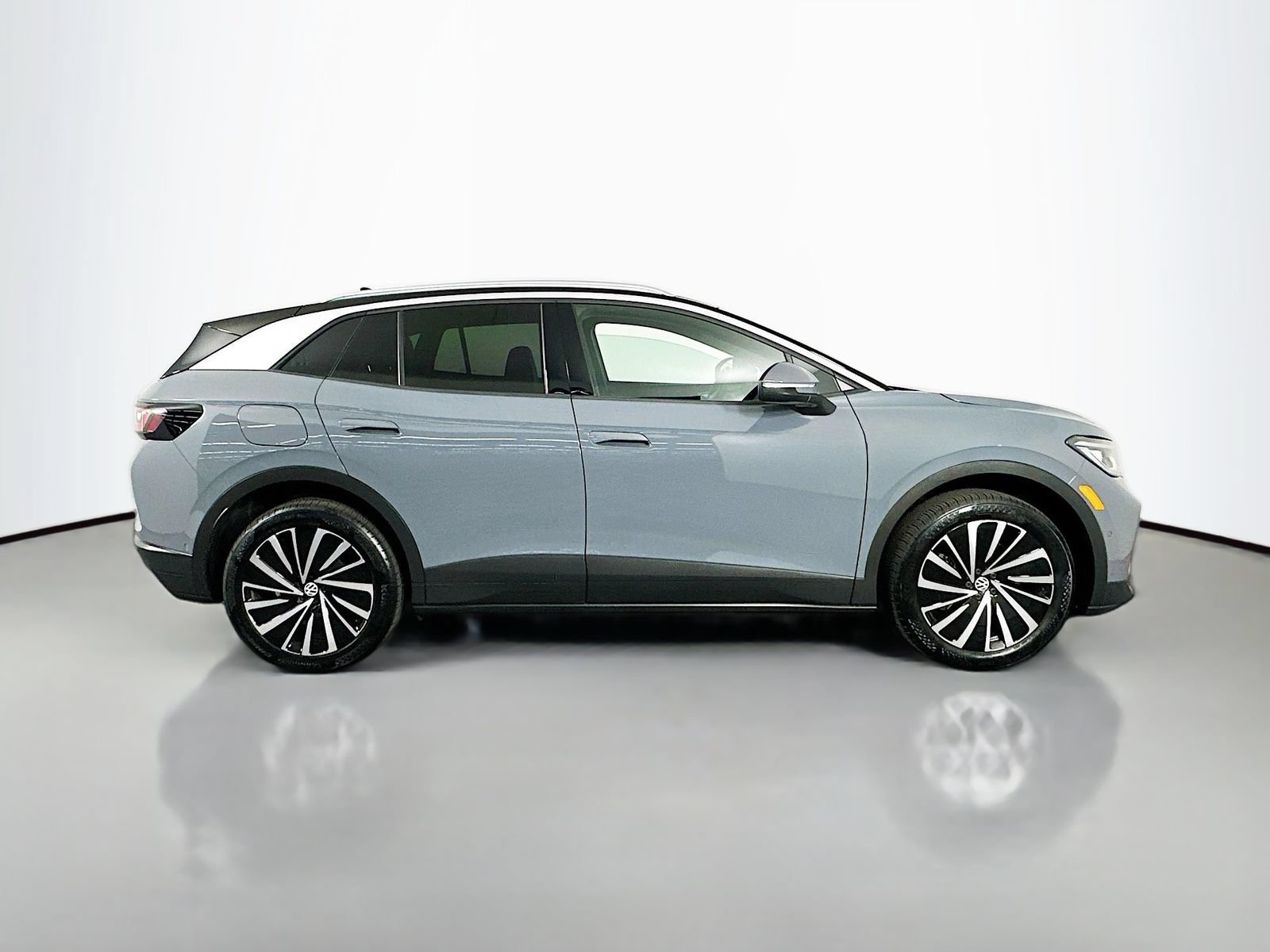 Used 2023 Volkswagen ID.4 Pro S Plus AWD/4WD image 8