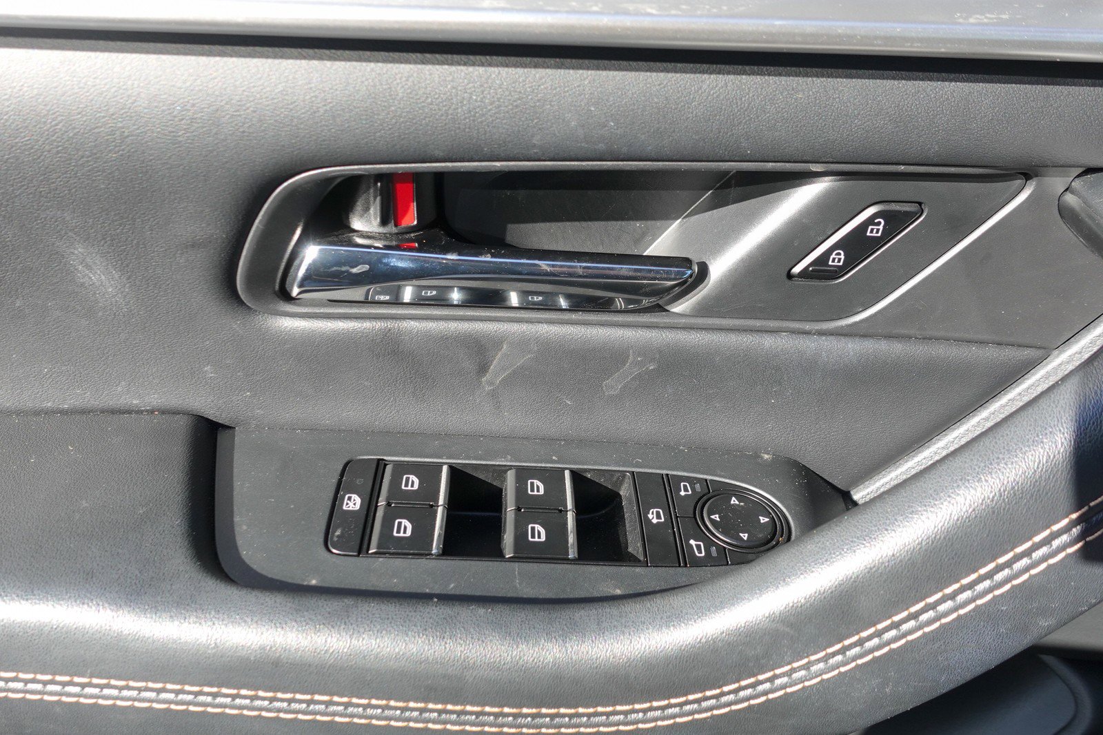 Certified 2024 MAZDA CX-90 Plug-In Hybrid w/ Premium Plus image 11